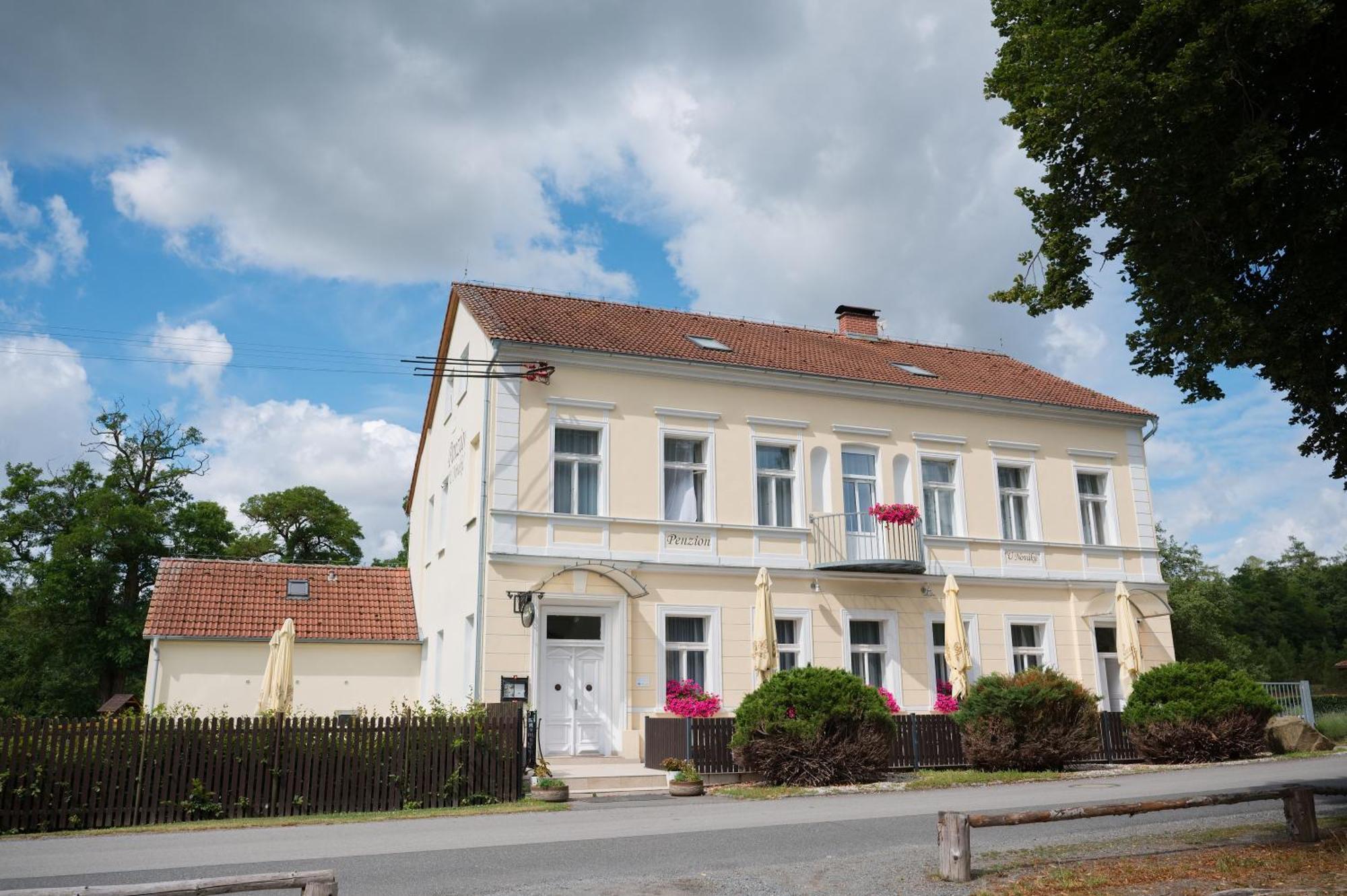 Penzion U Novaku Kožlí u Orlíka Exteriör bild
